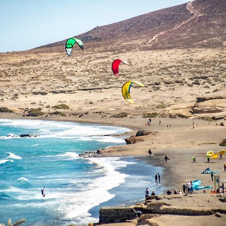 Alquilaencanarias-Medano Colon Center, Near The Beach El Médano المظهر الخارجي الصورة