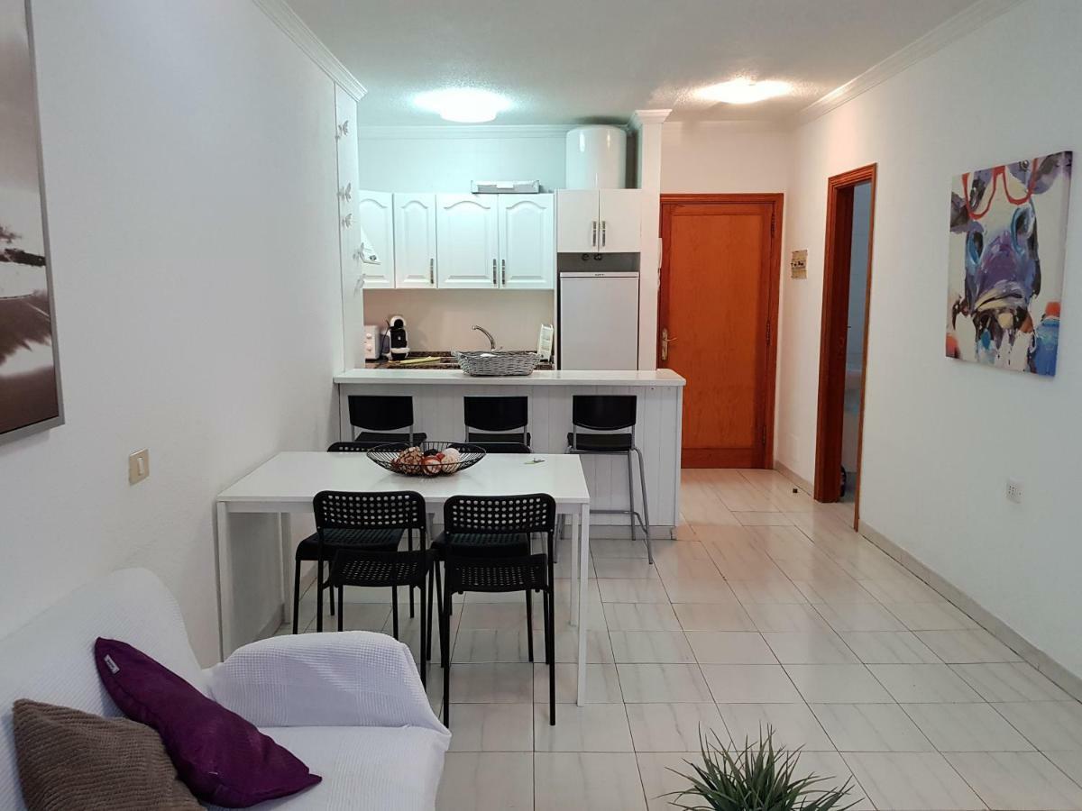 Alquilaencanarias-Medano Colon Center, Near The Beach El Médano المظهر الخارجي الصورة
